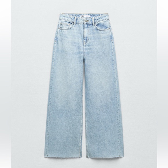 Zara Denim - ZARA Light Blue Mid-Rise Wide-leg Culotte Jeans US 6 Womens Cropped Zipper Fly